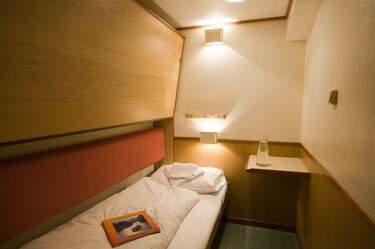 Hurtigruten MS Nordstjernen - Middle deck for up to 3 [I3], Credit. Moren Sebastion Sorensen, Hurtigruten.JPG